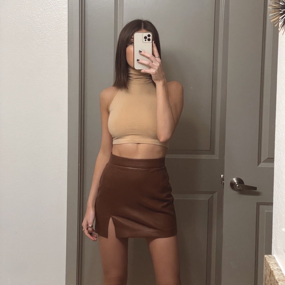 Aritzia Patio Leather Skirt